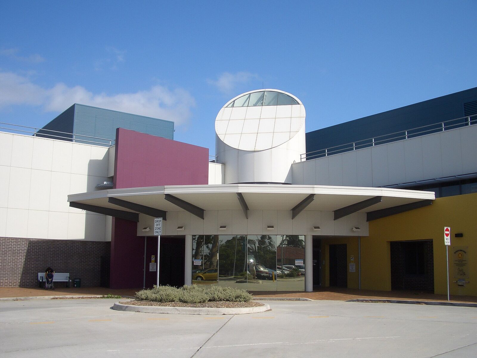Modern entrance canopy and round skylight tower at Sutherland Hospital in Caringbah